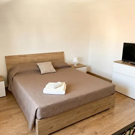 Fiorentino's House - Centre & Hospitality Holiday home